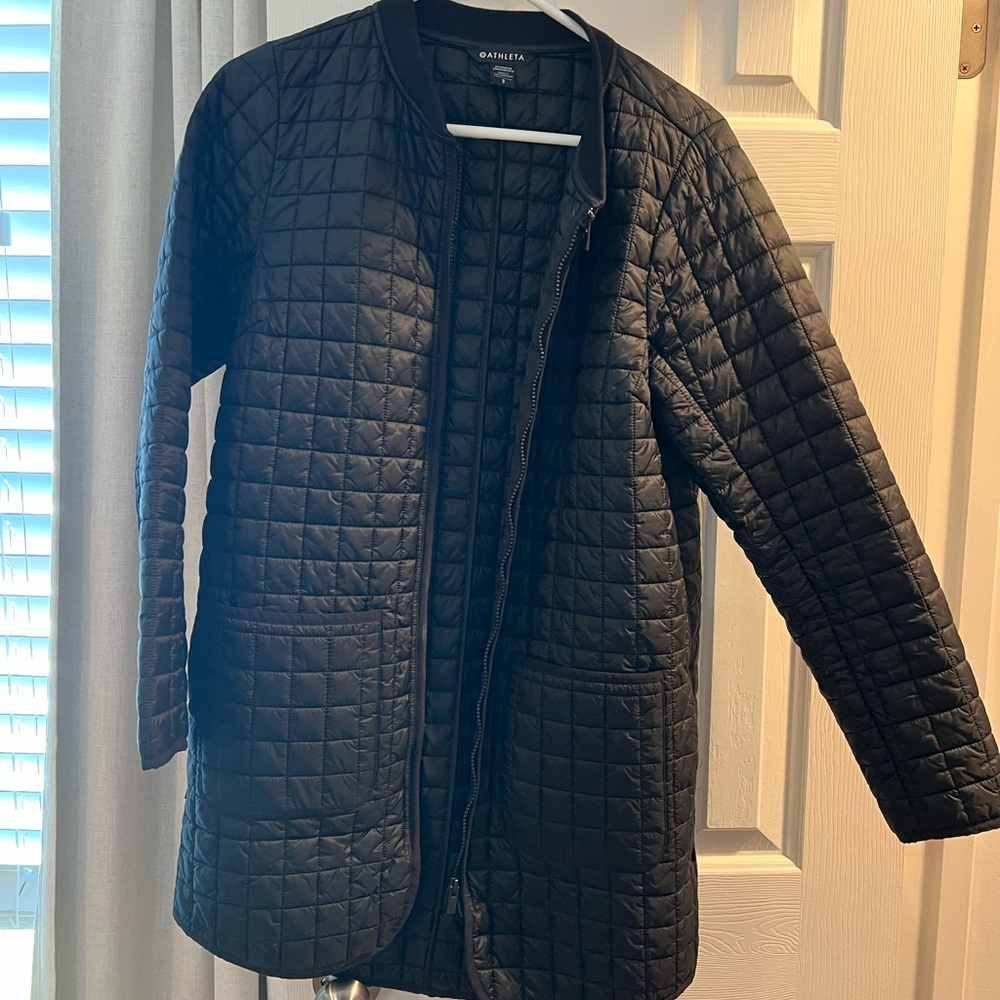 Athleta Black Quilted Puffer Jacket Lightweight Design